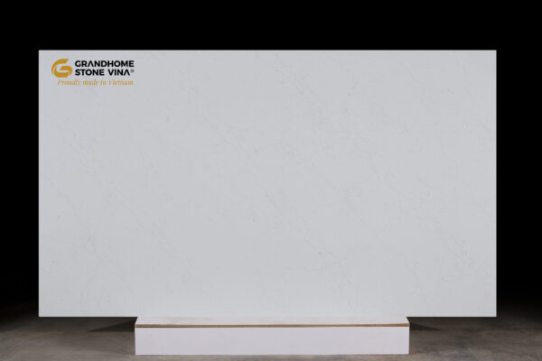 8114 Avenza Venatino - logo